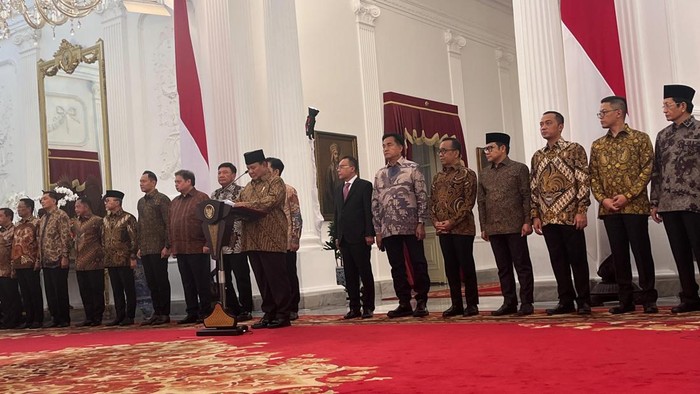 presiden prabowo subianto umumkan susunan kabinet 5 169